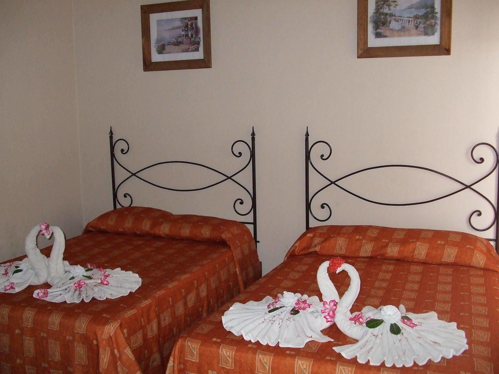 Casa Margarita Hotel Ринкон-де-Гуайябитос Экстерьер фото
